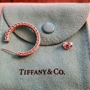 ONE Tiffany mesh sterling silver earring